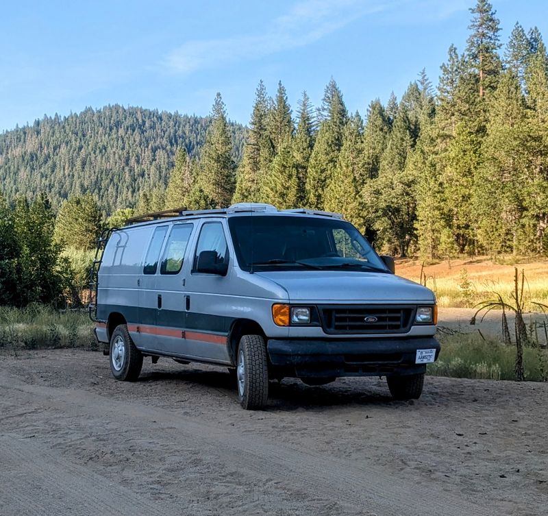 Picture 1/12 of a 2006 Ford E250 off-grid campervan for sale in Los Angeles, California