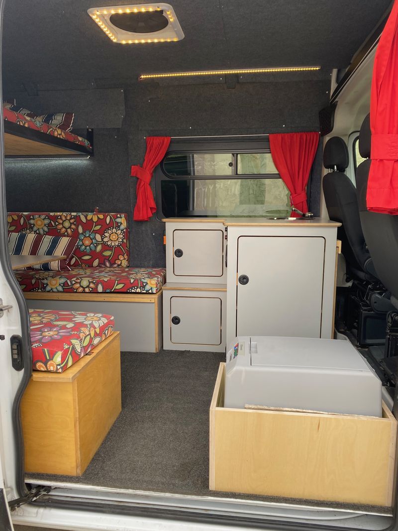 Picture 2/10 of a 2019 RAM Promaster 1500 High Roof for sale in Littleton, Colorado