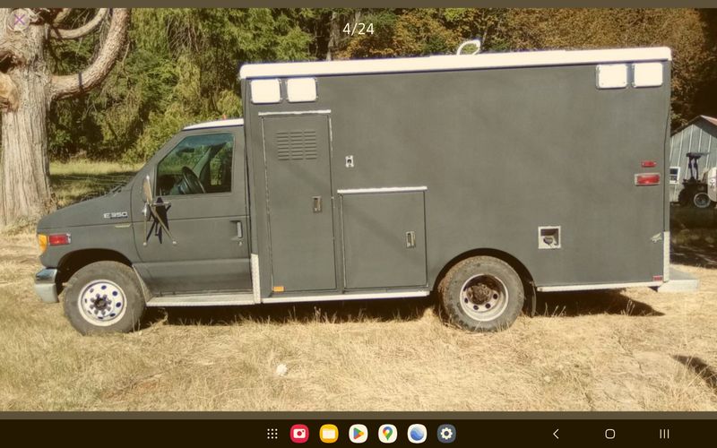 Picture 5/20 of a 1999 Ford E350 Diesel Ambulance/Camper for sale in Tiller, Oregon