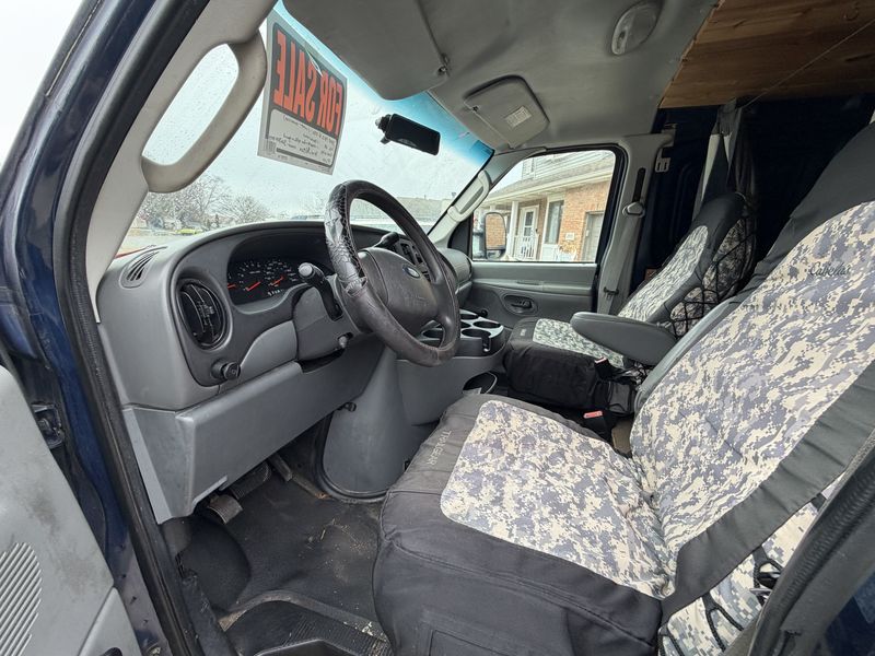 Picture 5/16 of a 2008 Ford E250 for sale in Dyer, Indiana