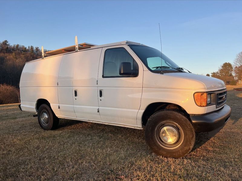Picture 3/5 of a Camper van for sale in Saylorsburg, Pennsylvania