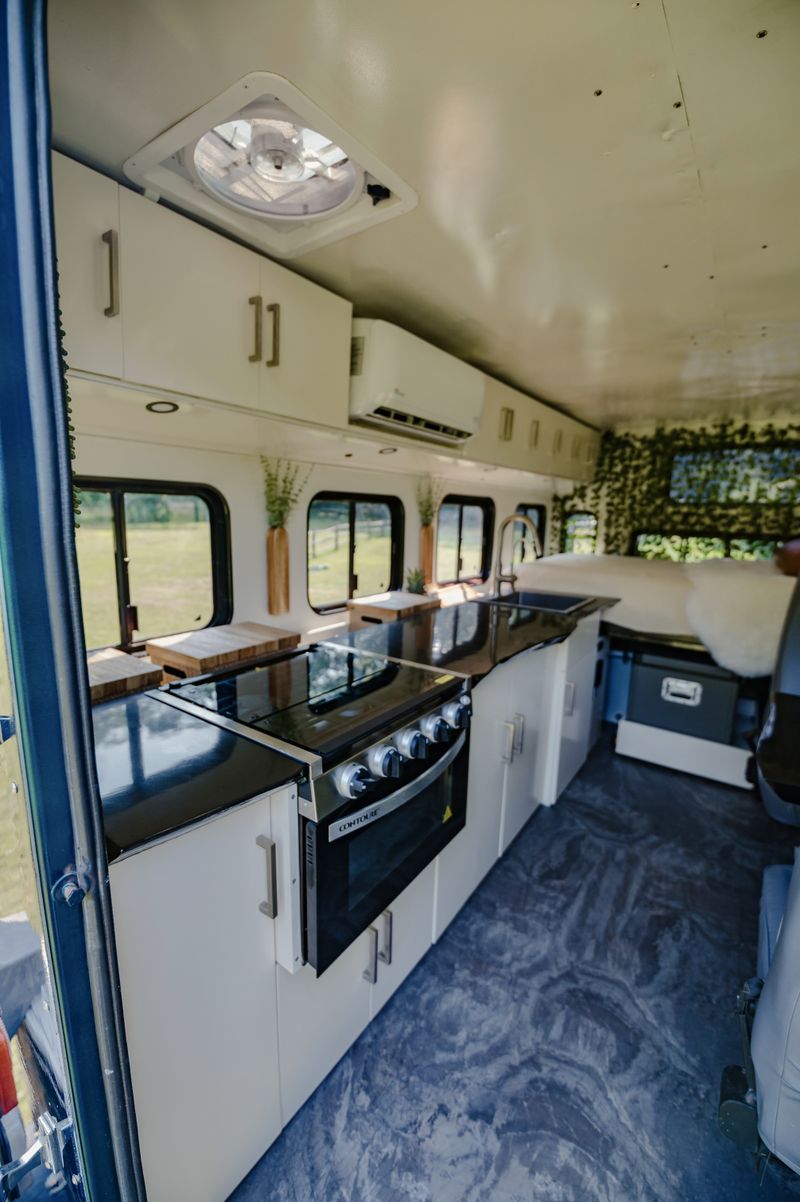 Picture 4/25 of a Hotshot Crew Carrier -> Luxury Off-Grid Overlander for sale in Iselin, New Jersey