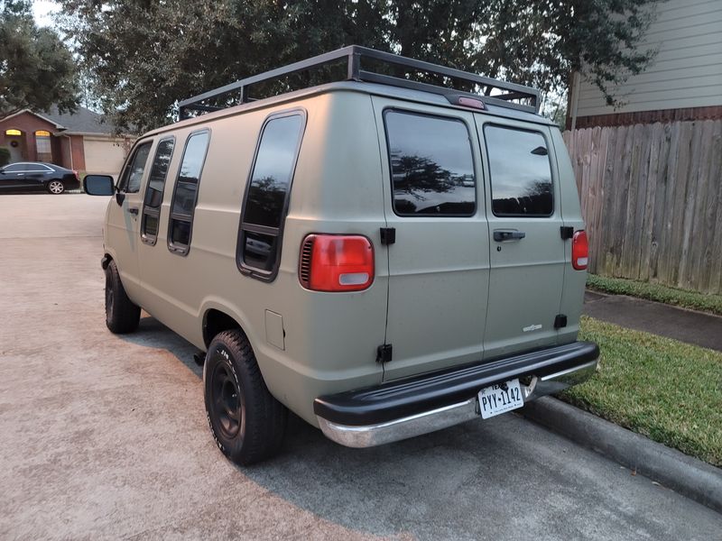 Picture 6/39 of a PERFECT FOR NEW AVENTURES /1994 dodge van mark III  for sale in Houston, Texas