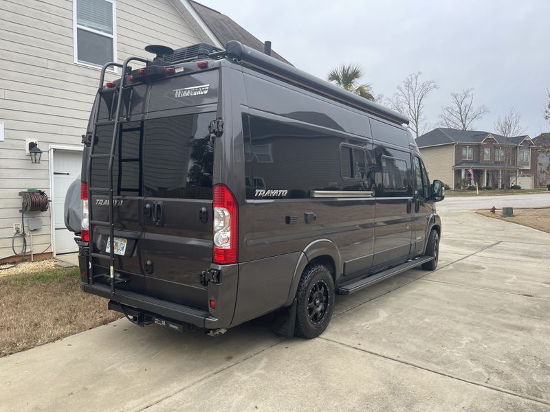 Picture 4/22 of a Winnebago Travato Class B for sale in Winter Springs, Florida