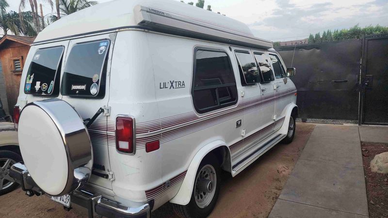 Picture 2/11 of a 1990 Dodge XPLORER camper van for sale in La Habra, California