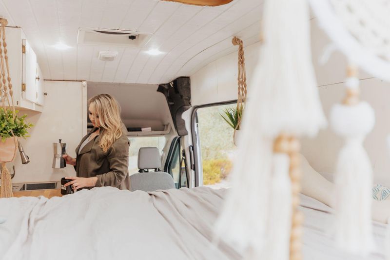 Picture 5/22 of a 2018 High-Top Ford Transit for sale in Phoenix, Arizona