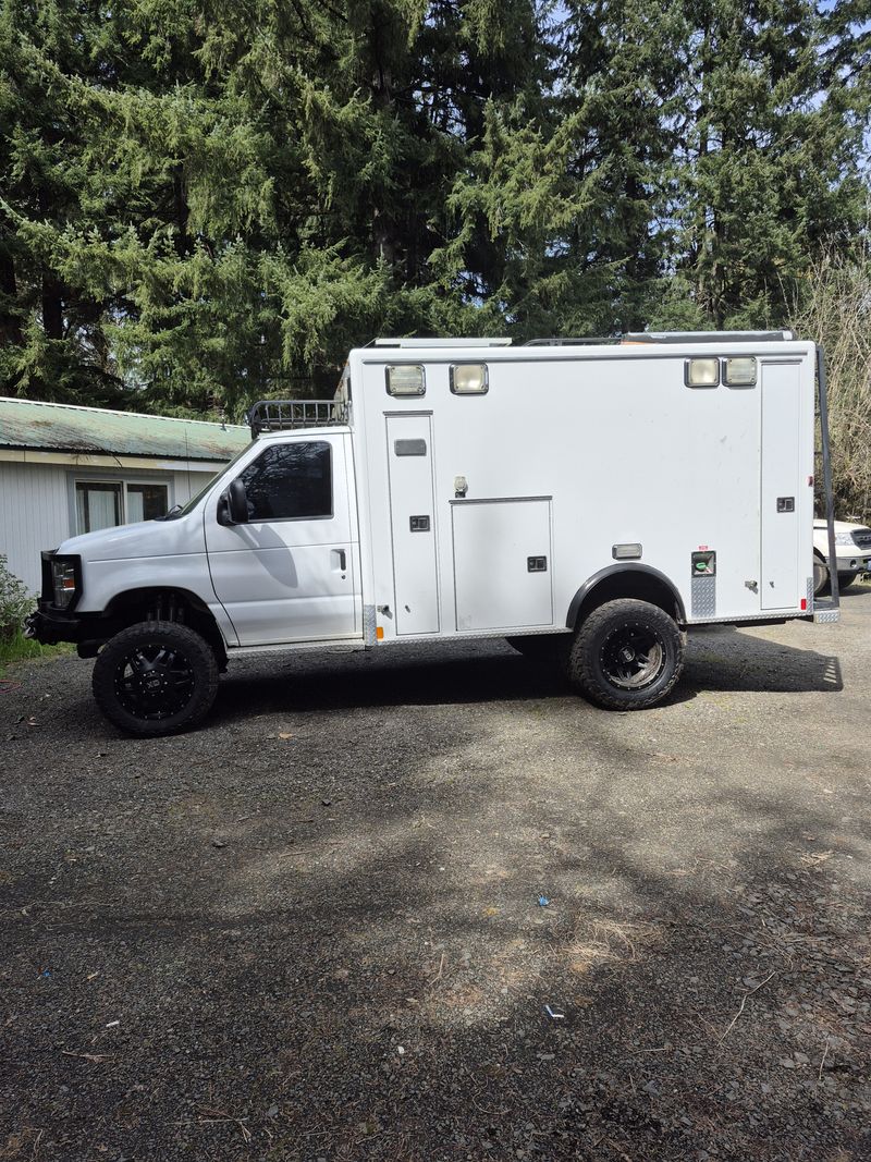 Picture 5/29 of a 2010 f350 4x4 turbo diesel custom for sale in Olympia, Washington