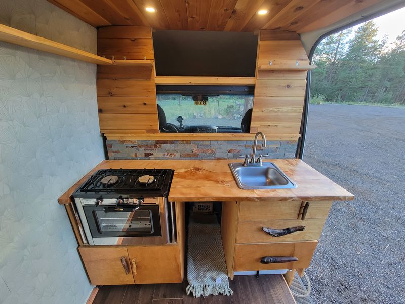 Picture 4/17 of a 2011 170 WB Freightliner Sprinter for sale in Flagstaff, Arizona