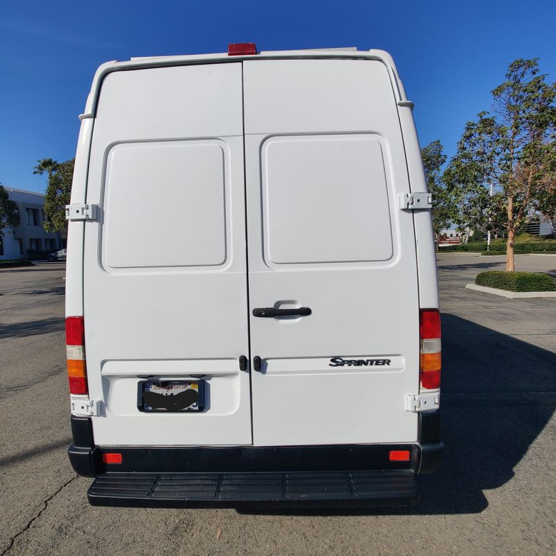 Picture 4/19 of a 2006 Dodge sprinter t1n camper van 3 seater 140wb high roof for sale in San Diego, California