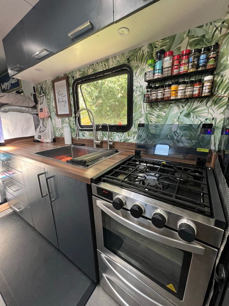 Picture 3/18 of a 2022 Off Grid Camper for sale in Colorado Springs, Colorado