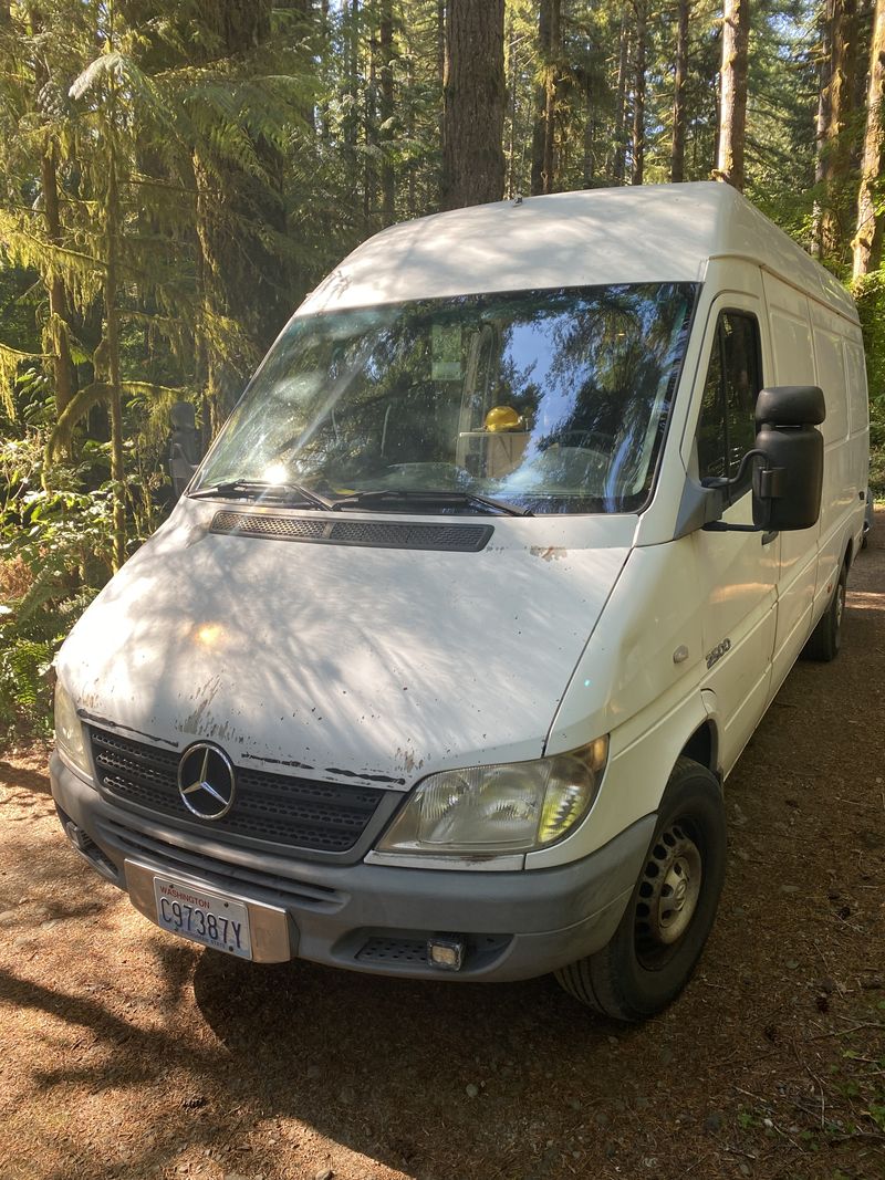 Picture 2/14 of a Fully Converted Mercedes Sprinter Camper Van for sale in Bothell, Washington