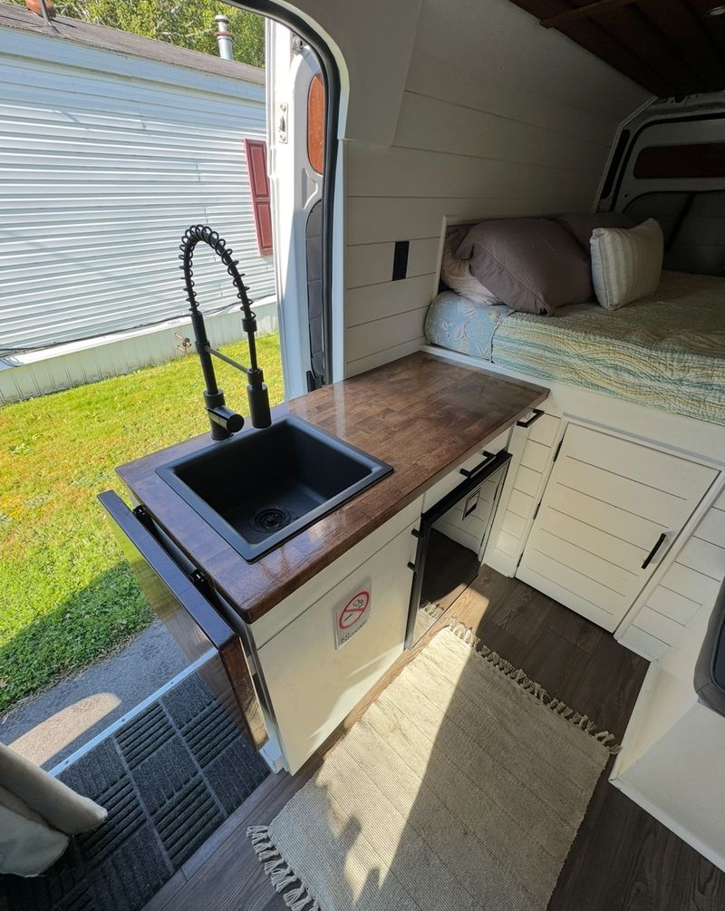 Picture 4/21 of a 2020 Ram Promaster - MOTIVATED SELLER for sale in Bangor, Maine