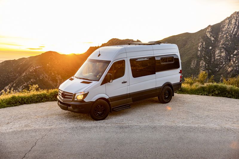 Picture 2/20 of a 2018 Mercedes Sprinter Diesel for sale in Santa Barbara, California