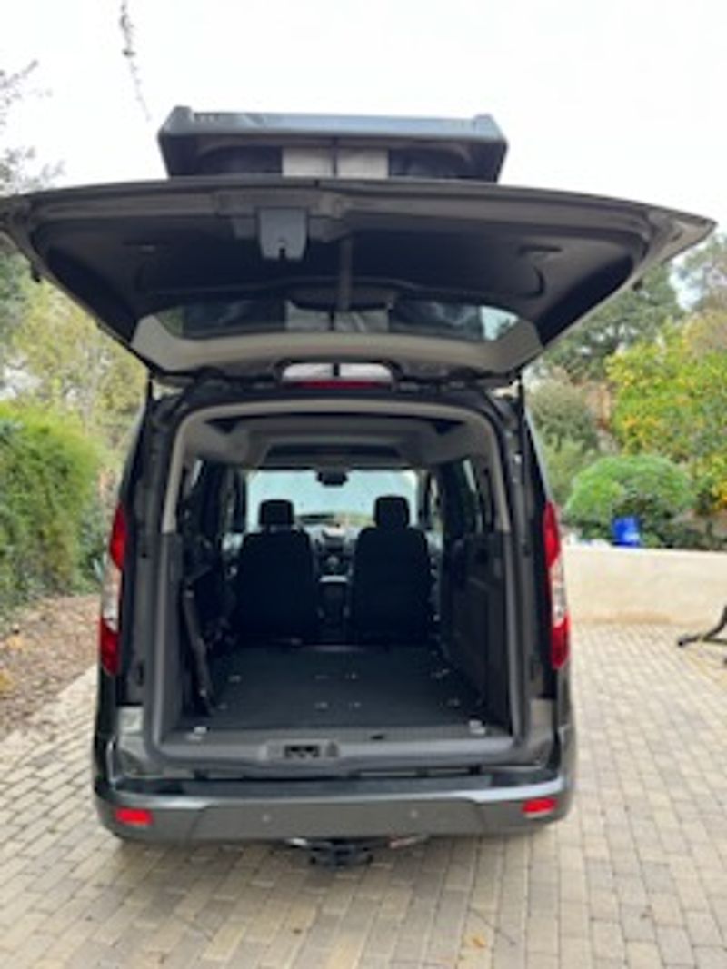 Picture 5/10 of a 2020 Ford Transit Connect with Ursa Minor Pop Top Conversion for sale in Oak View, California