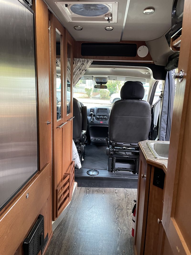 Picture 5/7 of a 2018 Roadtrek Simplicity SRT with solar for sale in Portland, Oregon