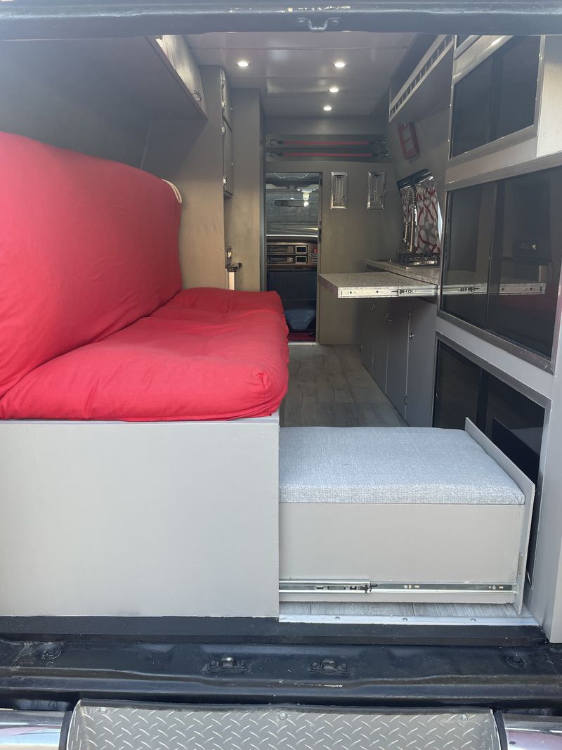 Picture 4/23 of a 1987 Ford E350 XL Campulance for sale in Staten Island, New York