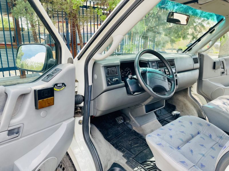 Picture 2/16 of a 1997 VW Eurovan Camper for sale in Albuquerque, New Mexico