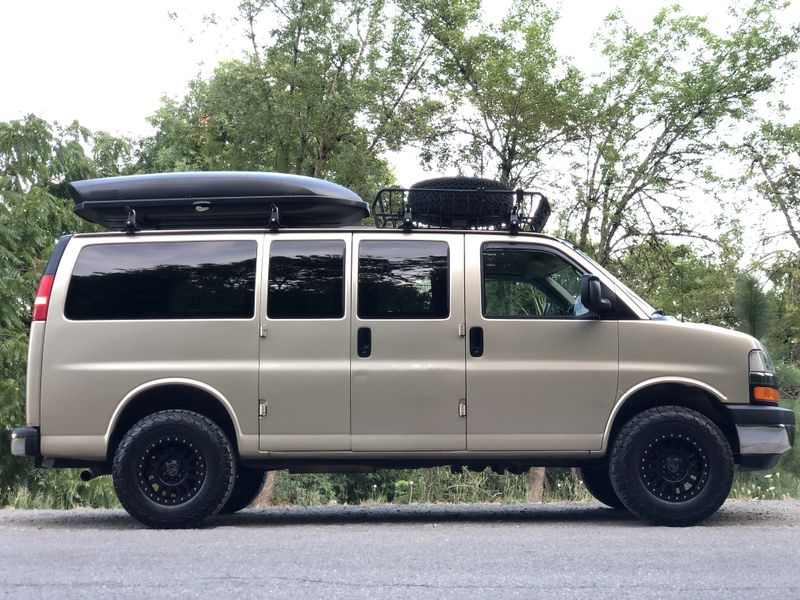 Picture 3/21 of a 2005 AWD Chevrolet Express Adventure Van for sale in Portland, Oregon