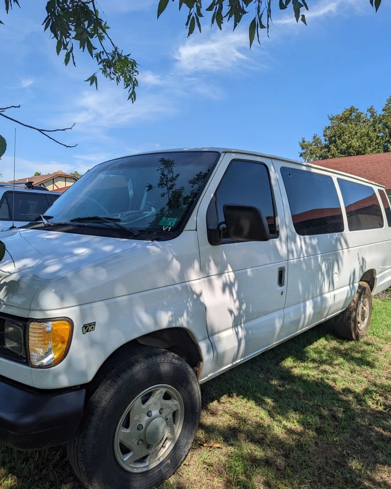 Picture 4/12 of a "Castor" 97 Ford Club Wagon  for sale in Choctaw, Oklahoma