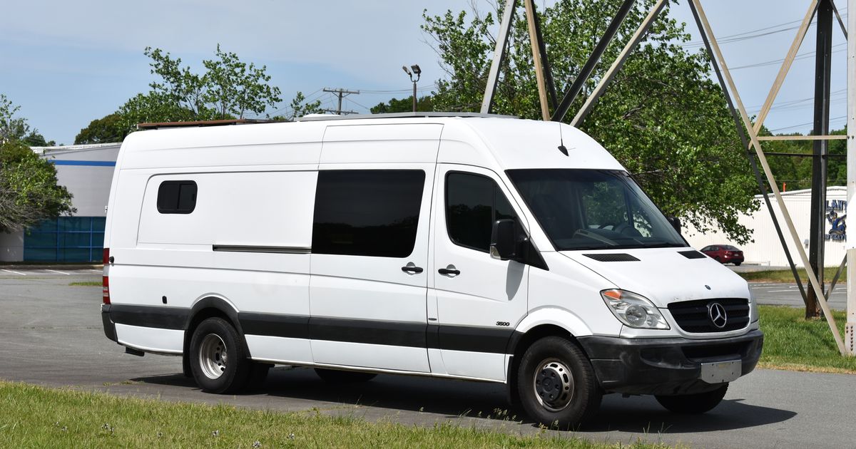 Camper Van For Sale: 2010 Mercedes Sprinter 3500 Diesel LWB High Top C