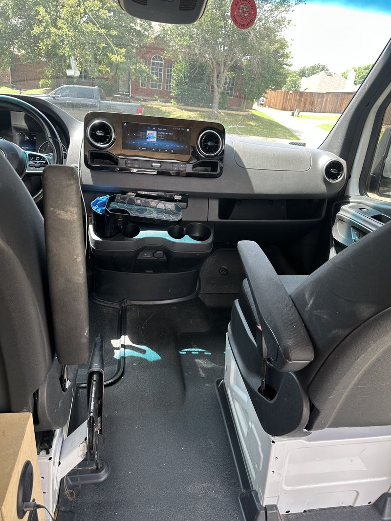 Picture 4/9 of a 2019 sprinter van 144 for sale in Mckinney, Texas