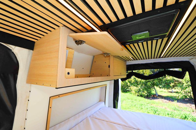 Picture 4/20 of a 2022 Vansatile Ivory Whisper Sprinter 144 4x4 for sale in Huntington Beach, California