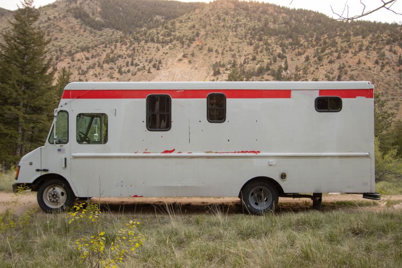Picture 4/12 of a 2000 Workhorse Step Van (Partial Conversion) for sale in Georgetown, Colorado