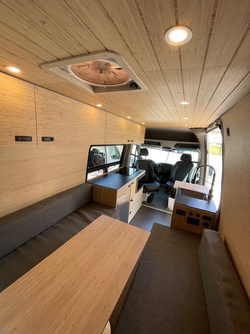Picture 4/14 of a 2018 MB Sprinter 144 4x4 for sale in Boulder, Colorado