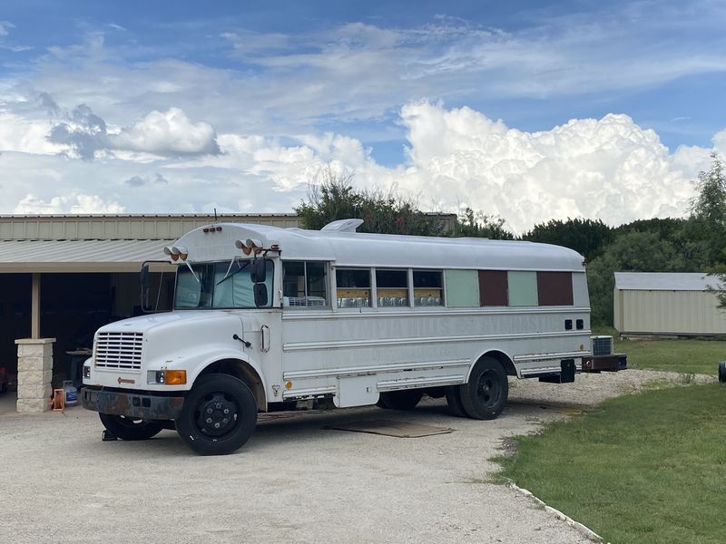 Picture 1/12 of a 1991 International 3800 Skoolie Motorhome for sale in Murphy, North Carolina