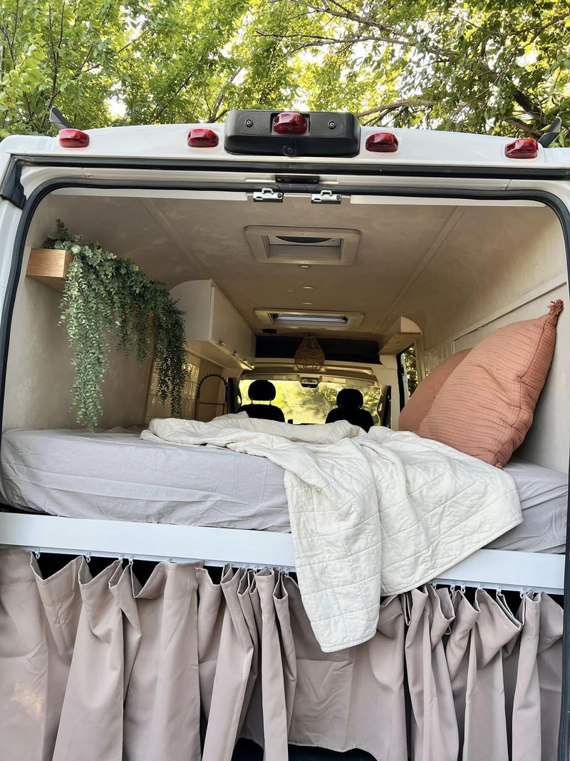 Picture 4/6 of a Cozy and stylish campervan! for sale in Mustang, Oklahoma