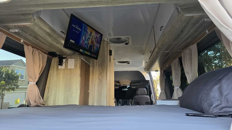 Picture 5/27 of a Fully Off grid | Modern and Stealth | Professionally Built for sale in Poway, California