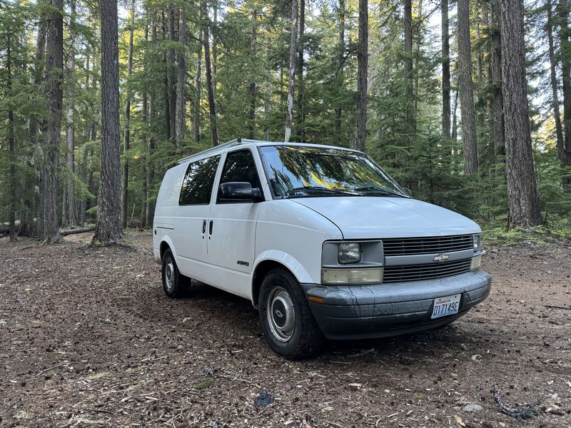 Picture 3/24 of a Stealthy Astro Camper for sale in Seattle, Washington