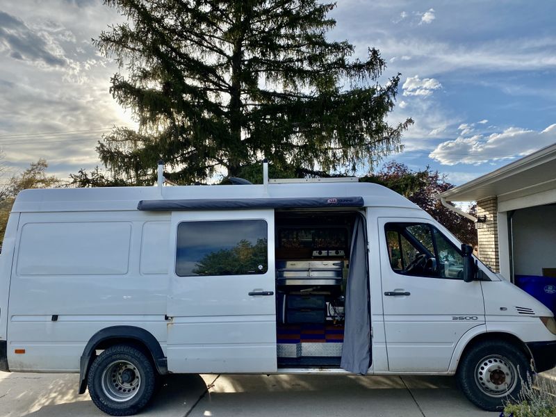 Picture 2/15 of a 2006 Dodge Sprinter 2.7L Diesel Dually 3500 for sale in San Francisco, California