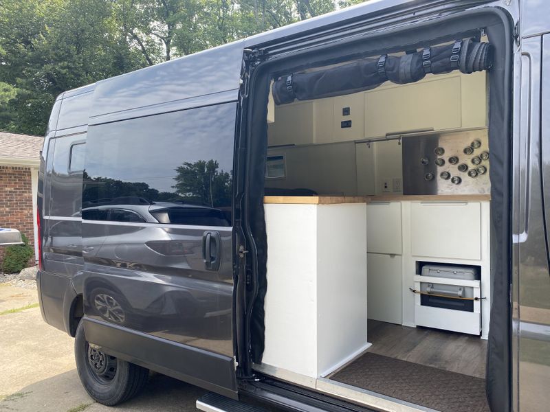 Picture 1/14 of a 2020 Promaster 2500 High Roof for sale in Battle Creek, Michigan