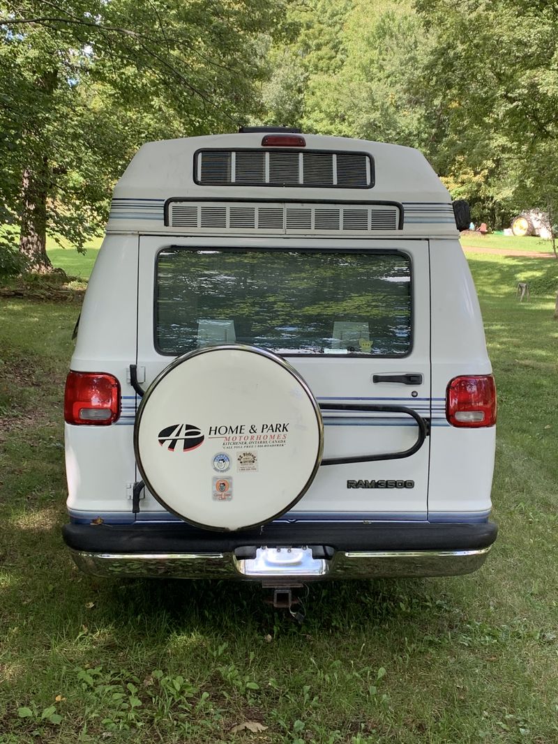 Picture 3/18 of a 2000 Dodge Roadtrek Versatile 190 for sale in Wausau, Wisconsin