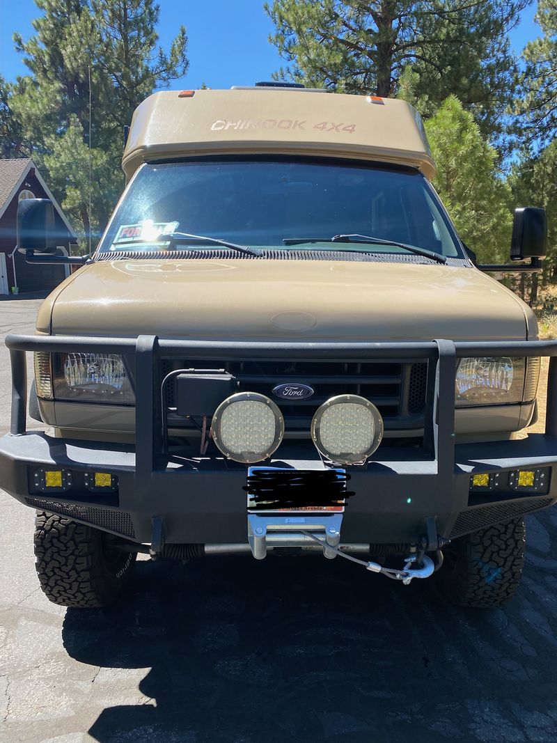 Picture 2/10 of a 1995 Chinook Premier 4x4 for sale in Truckee, California