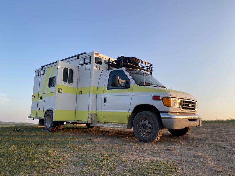 Picture 1/14 of a Modern Ambulance Campervan | 2003 E-450 7.3L for sale in Sautee Nacoochee, Georgia