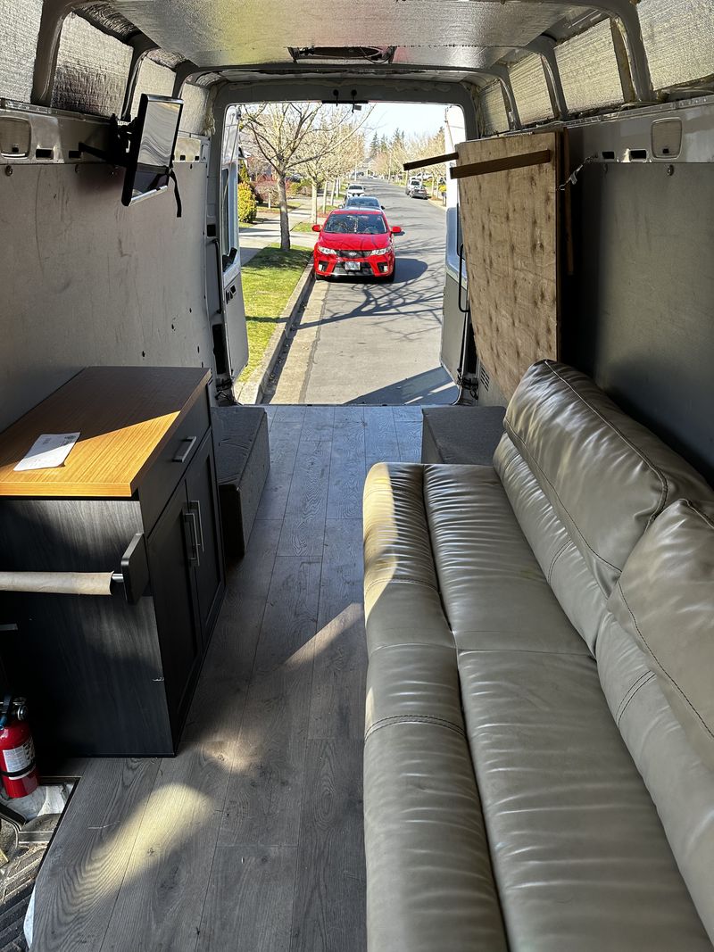 Picture 4/17 of a 2005 Dodge/Mercedes Sprinter 2500 for sale in Wilsonville, Oregon