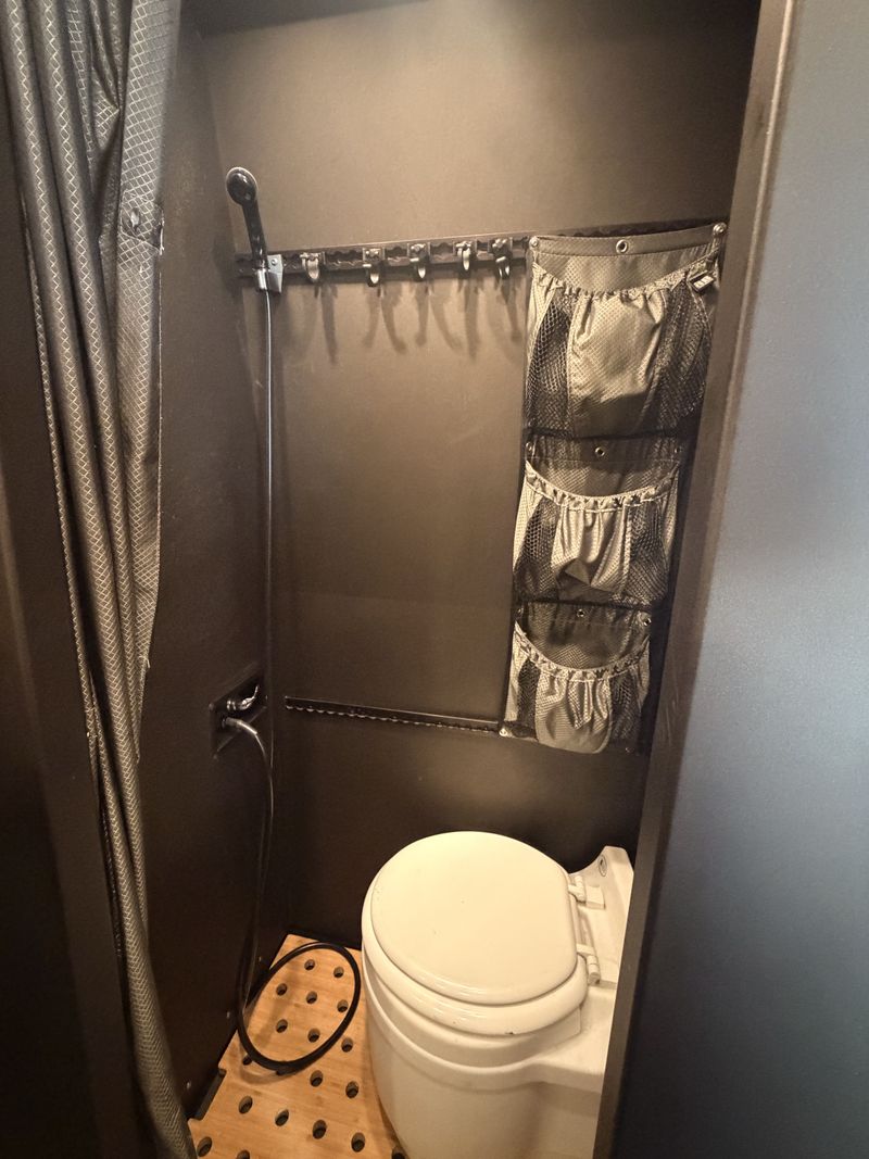 Picture 5/8 of a 2022 Mercedes Sprinter 3.0 Diesel 4WD high and low function for sale in San Diego, California