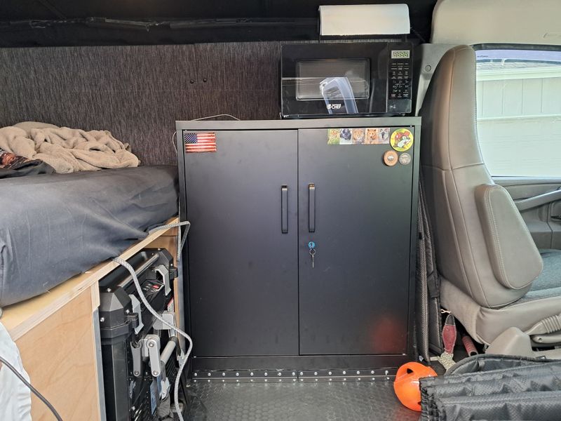 Picture 3/6 of a 2022 GMC Savana for sale in Littleton, Colorado