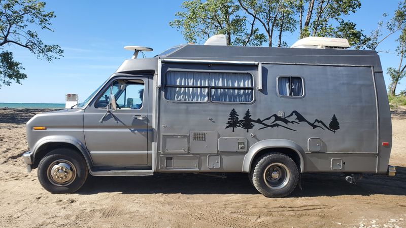 Picture 4/25 of a 1990 Ford transvan  for sale in Butler, Pennsylvania