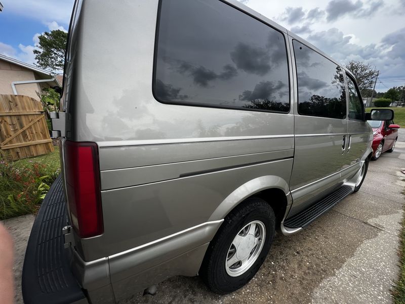 Picture 2/29 of a 2002 Chevy Astro Van TURN KEY w/ Solar! for sale in Beverly Hills, Florida