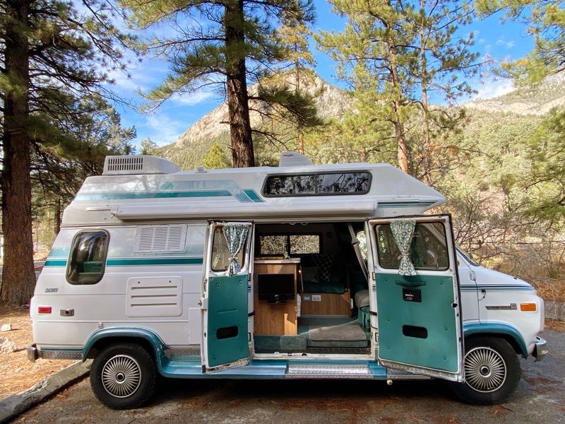 Picture 1/27 of a 1995 GMC Vandura 3500 Coachman VanCamper for sale in Las Vegas, Nevada