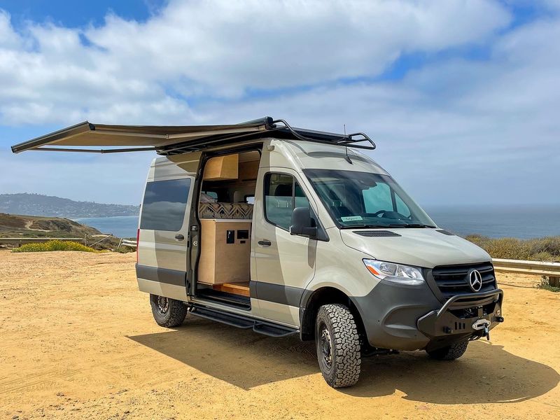 Picture 1/11 of a 2021 Mercedes Benz Sprinter 2500 4x4 for sale in San Diego, California