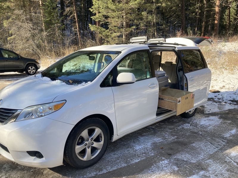 Picture 1/13 of a 2013 Sienna camper  for sale in Missoula, Montana