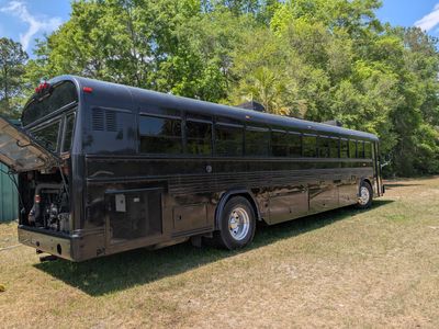 Photo of a Skoolie for sale: 2000 Bluebird All American