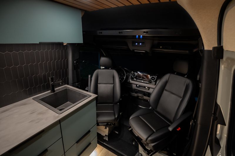 Picture 4/16 of a NEW | 2022 Mercedes Sprinter Van 4×4 | Scandinavian Design for sale in Bend, Oregon