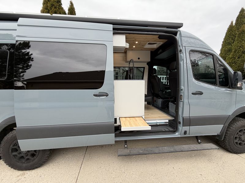 Picture 3/21 of a 2022 Mercedes Sprinter 170 4x4 Luxury Camper Van! for sale in Salt Lake City, Utah