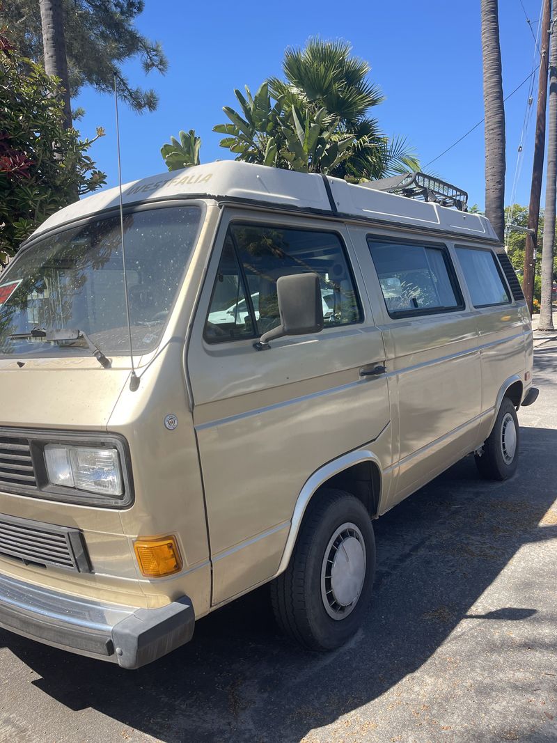 Picture 3/3 of a 1987 VW Weekender for sale in San Diego, California