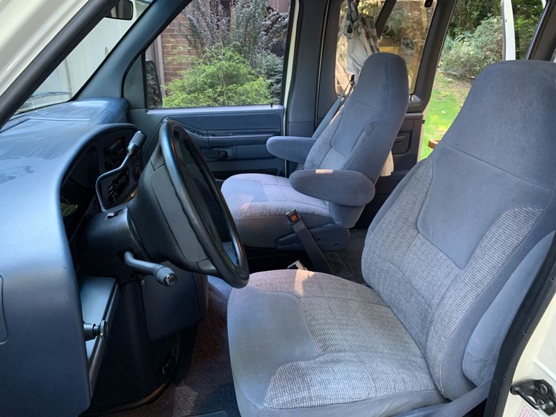 Picture 4/7 of a 1993 Ford E150 Campervan for sale in Seattle, Washington